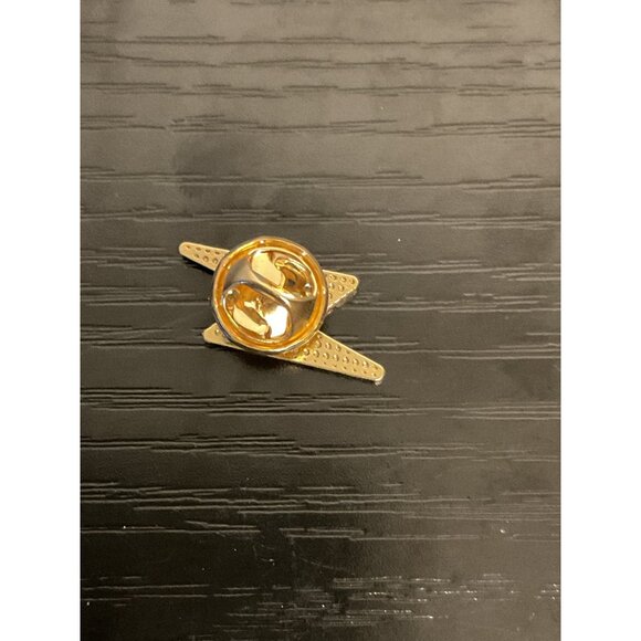 Yellow Lightning Bolt Lapel Pin Badge Metal & Enamel - Unisex Accessory - Picture 2 of 3